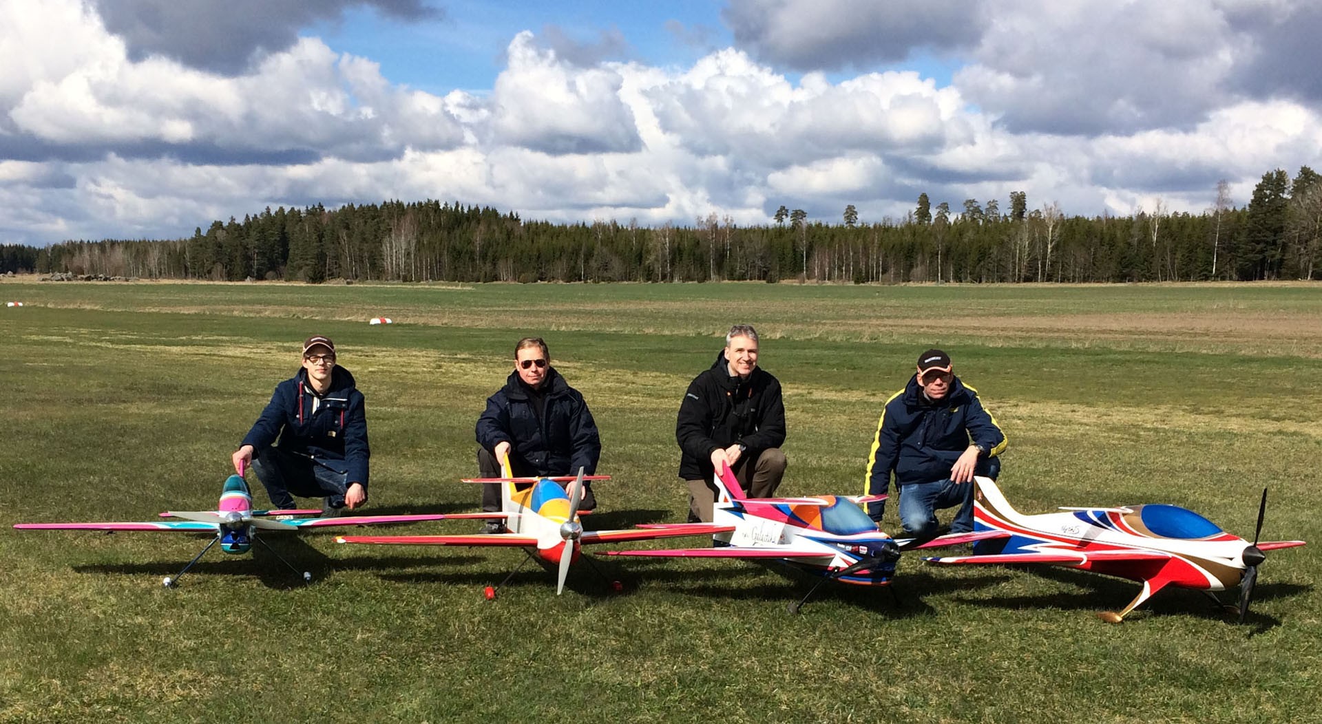 Klicka på bilden för större version  Namn:		17-18Aug_F3A_Katrineholms_flygplats.jpg Visningar:	17 Storlek:		493,9 KB ID:		3335