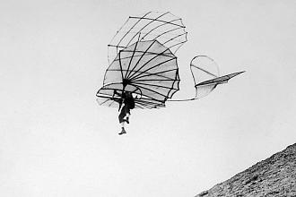 Klicka på bilden för större version

Namn:		Otto Lilienthal 01.jpg
Visningar:	335
Storlek:		40,0 KB
ID:		14974
