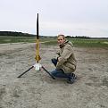 Första skjutningen, med en Aerotech Arreaux, utanför Långtora flygplats i Enköping. Höjd ca 600 meter.